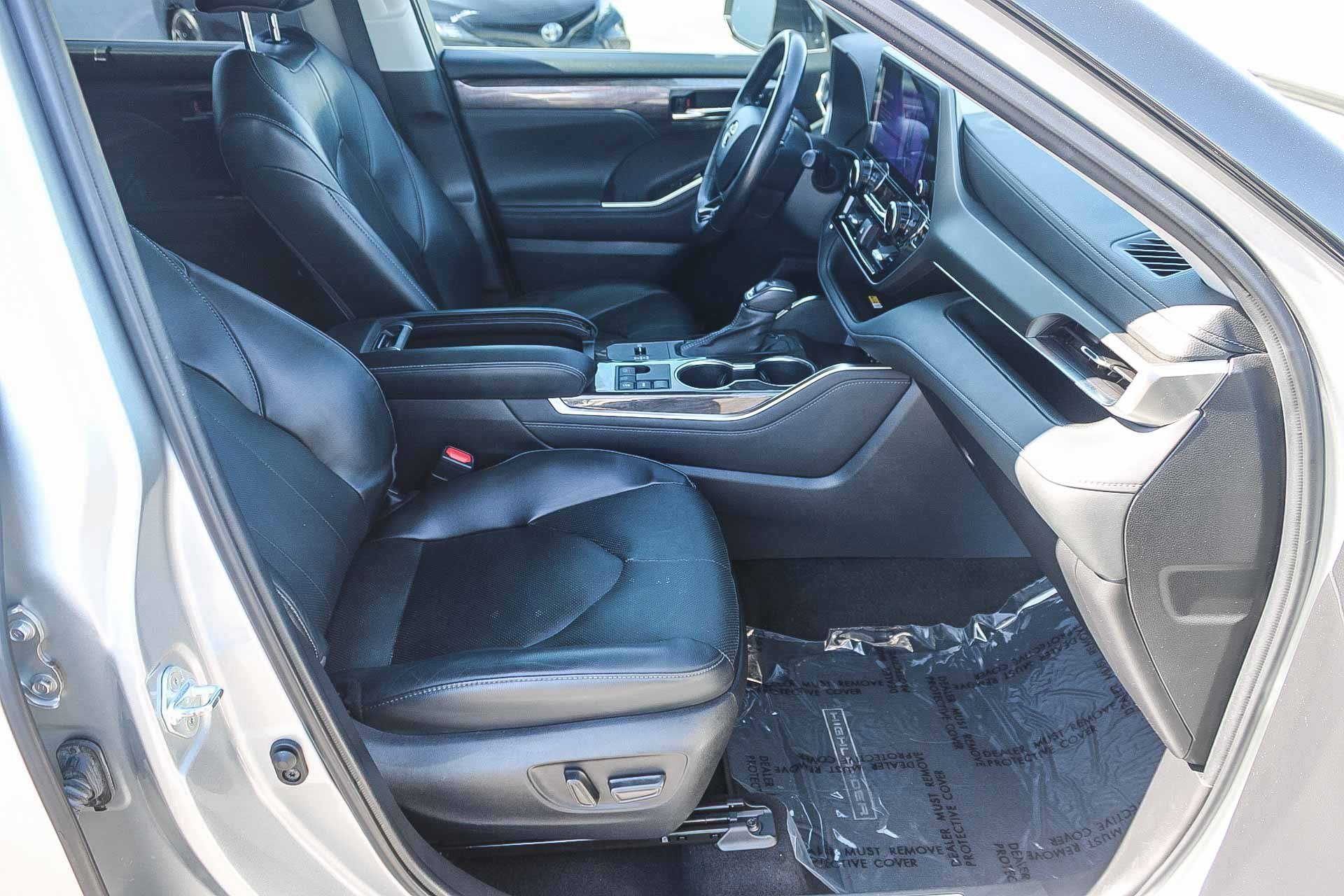 Used 2023 Celestial Silver Metallic Toyota Limited image 16