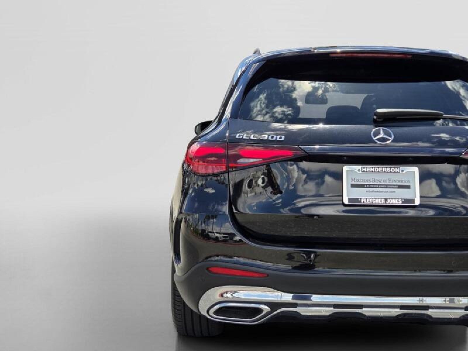 Certified Used 2024 Obsidian Black Metallic Mercedes-Benz GLC 300 image 11