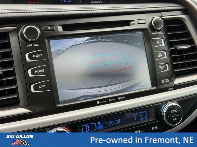 Used 2018 Blizzard Pearl Toyota XLE image 12