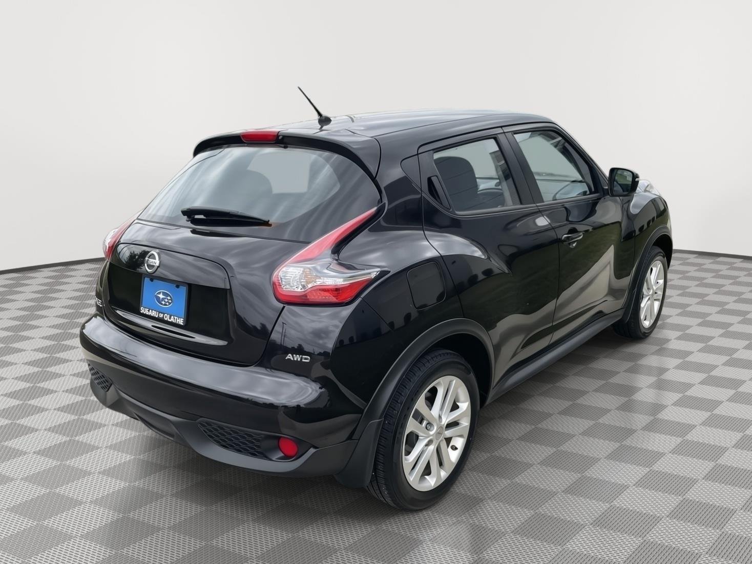 Used 2015 Bordeaux Black Nissan S image 8