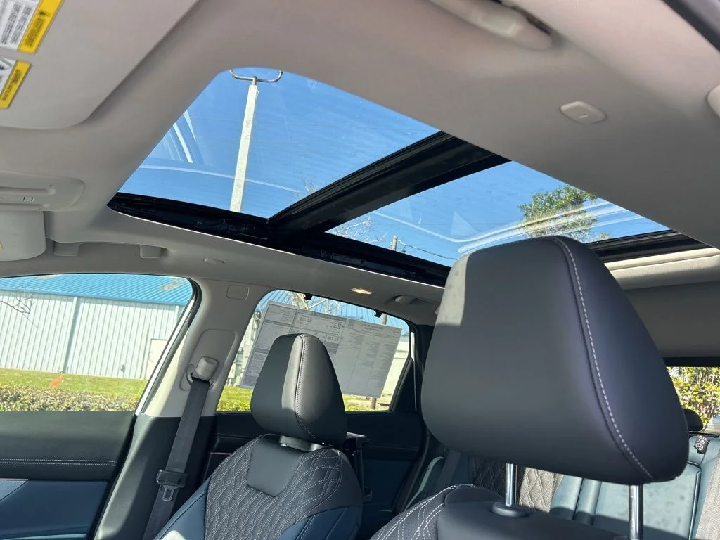 New 2026 Everest White Pearl TriCoat Nissan Platinum image 22