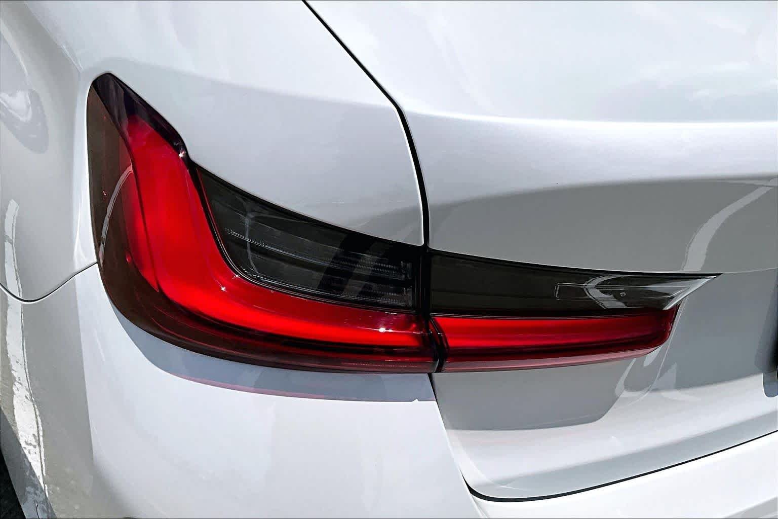 Used 2026 Mineral White Metallic BMW 330i NA image 28
