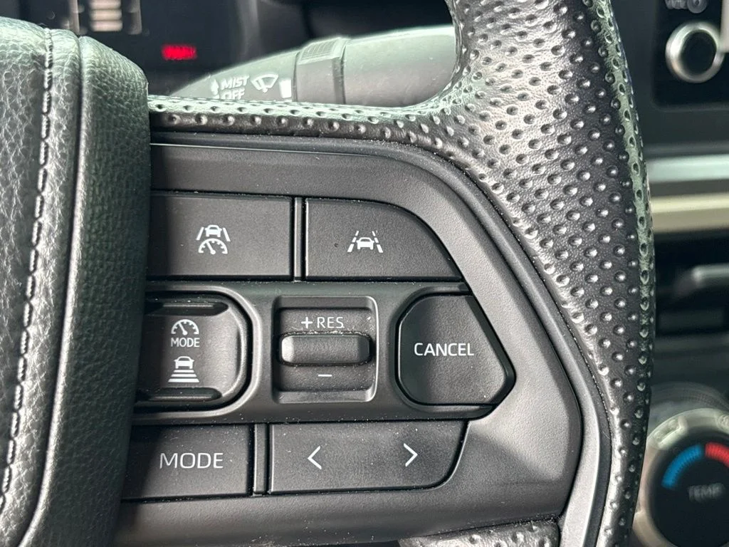 Used 2025 White Toyota SR5 image 22