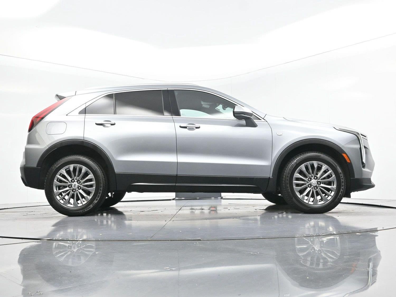 Used 2024 Argent Silver Metallic Cadillac Premium Luxury image 44