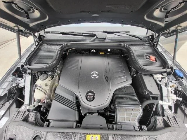 Used 2026 Gray Mercedes-Benz GLE 450 image 10