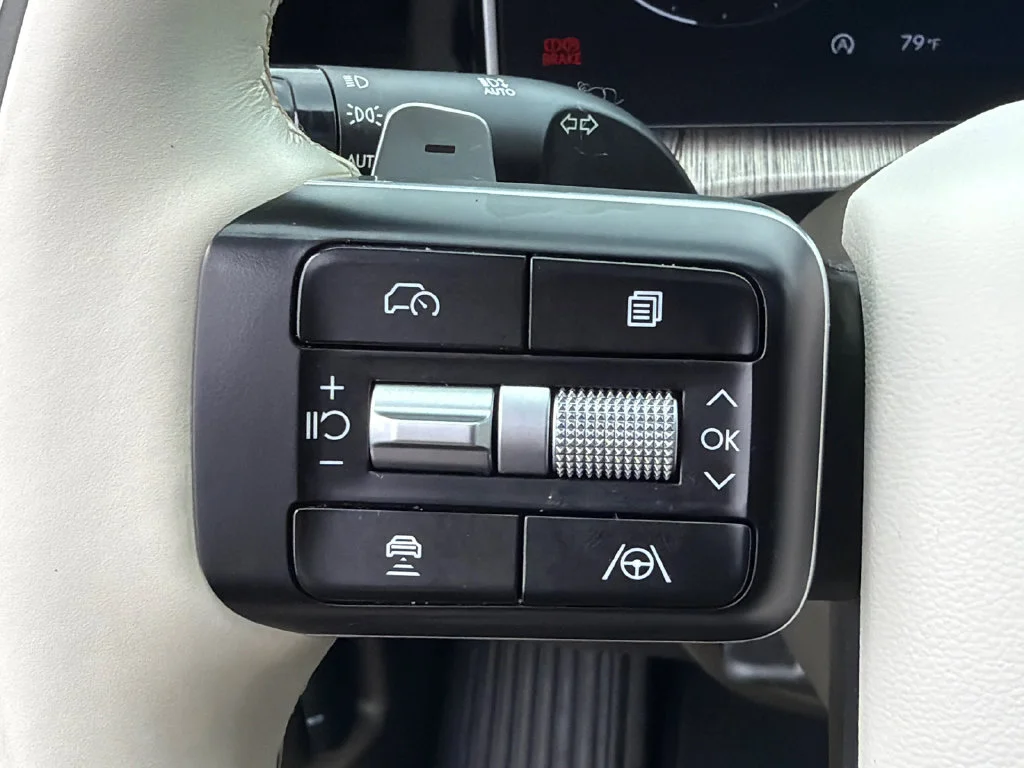 Used 2024 Black Hyundai Calligraphy image 25