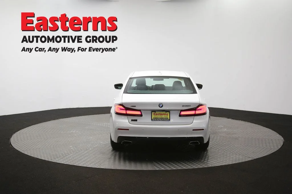 Used 2022 White BMW 530i xDrive image 40