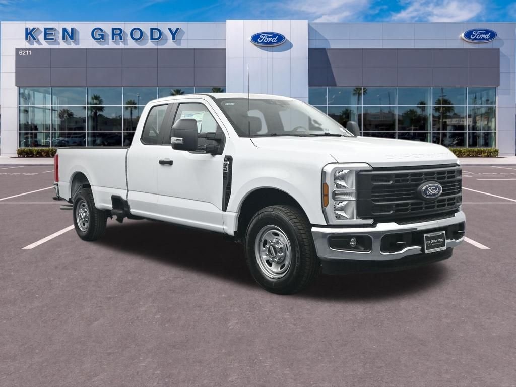 New 2026 Oxford White Ford XL image 1