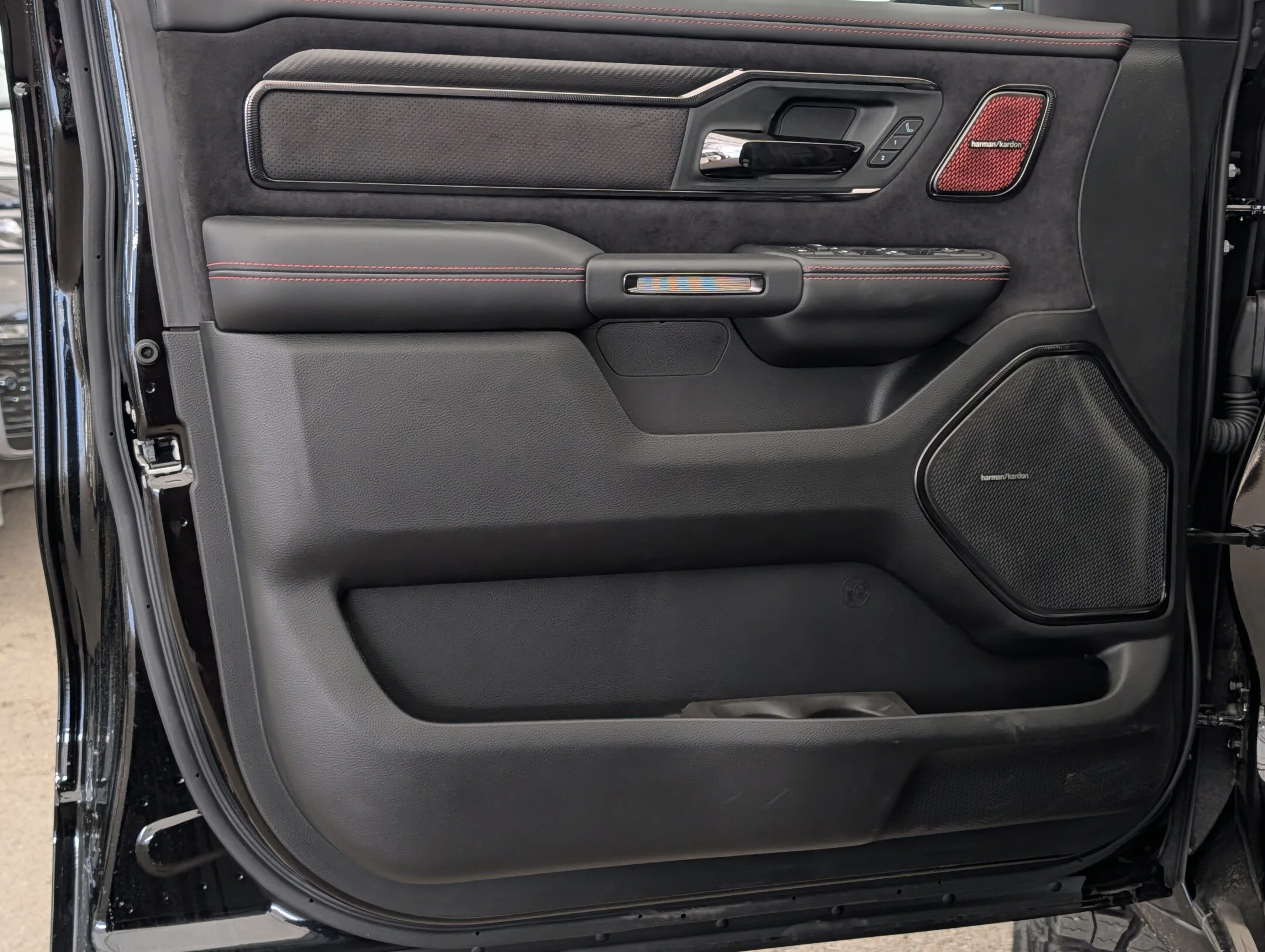 New 2026 Black RAM Rho - - Level 1 Grp - Bed Utility Grp - Harman/Kardon Audio - Head-Up Display & More! image 12
