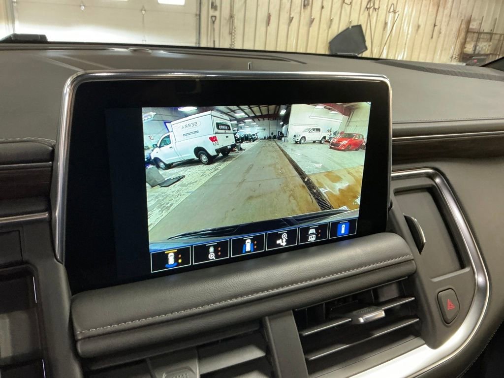 Used 2022 Satin Steel Metallic Chevrolet Z71 image 24