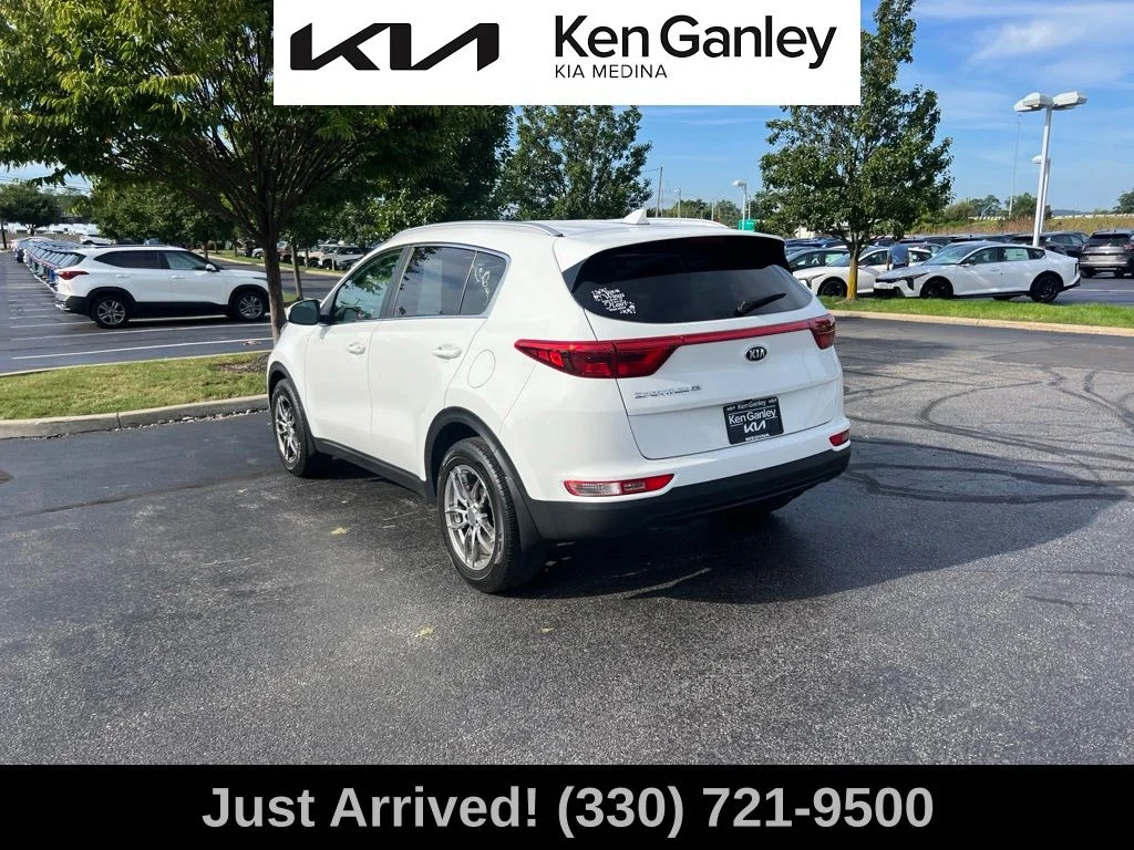 Certified Used 2018 White Kia LX image 7