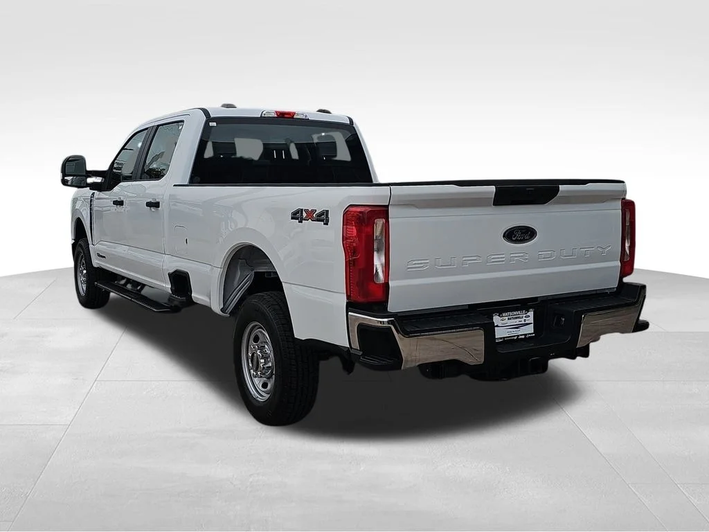 New 2026 Oxford White Ford F-250® XL image 5