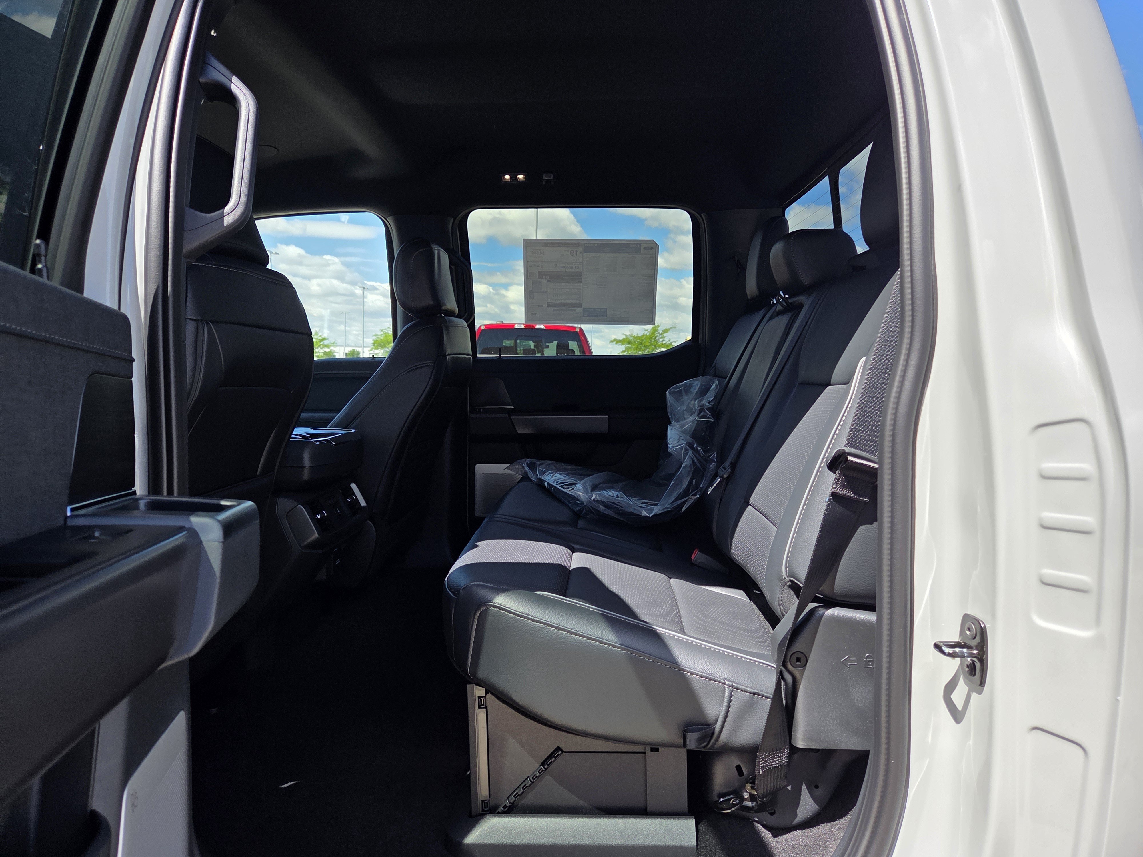 New 2026 Avalanche Ford LARIAT image 6