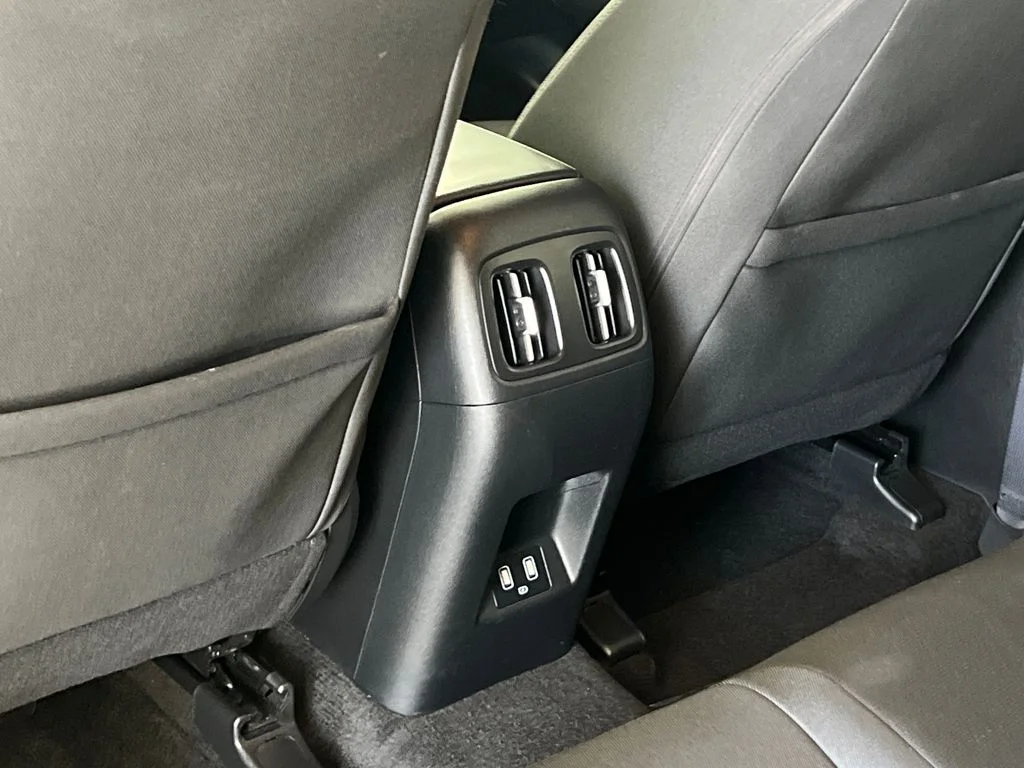 Used 2022 Gray Hyundai Blue image 38