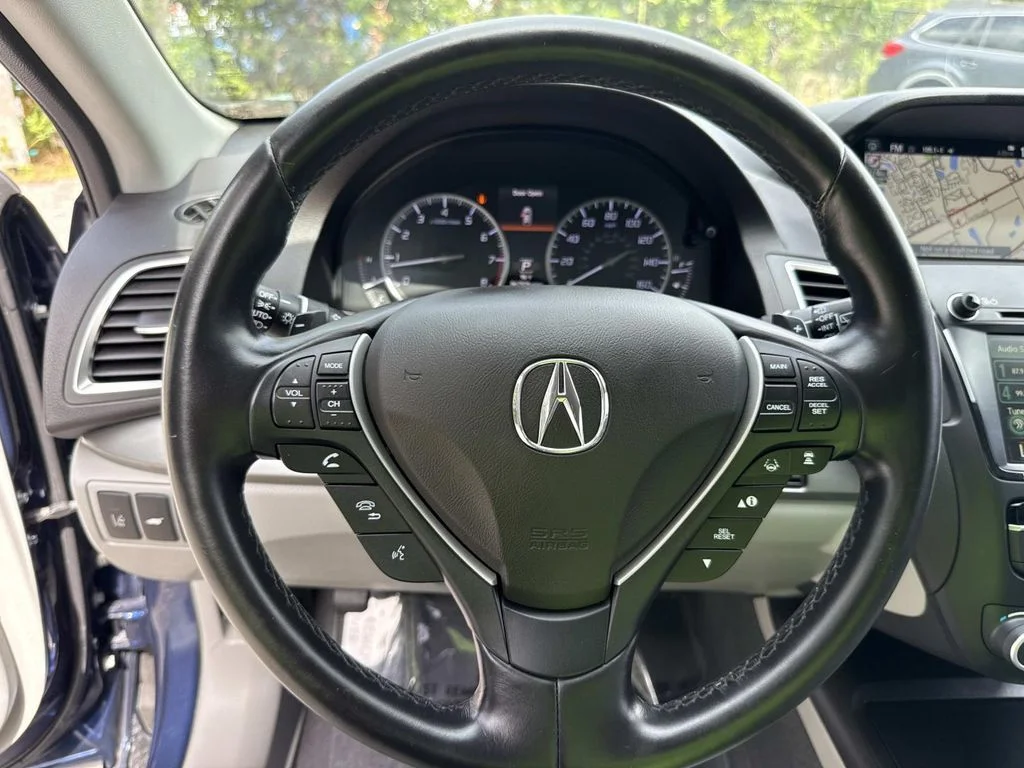 Used 2017  Acura  image 45