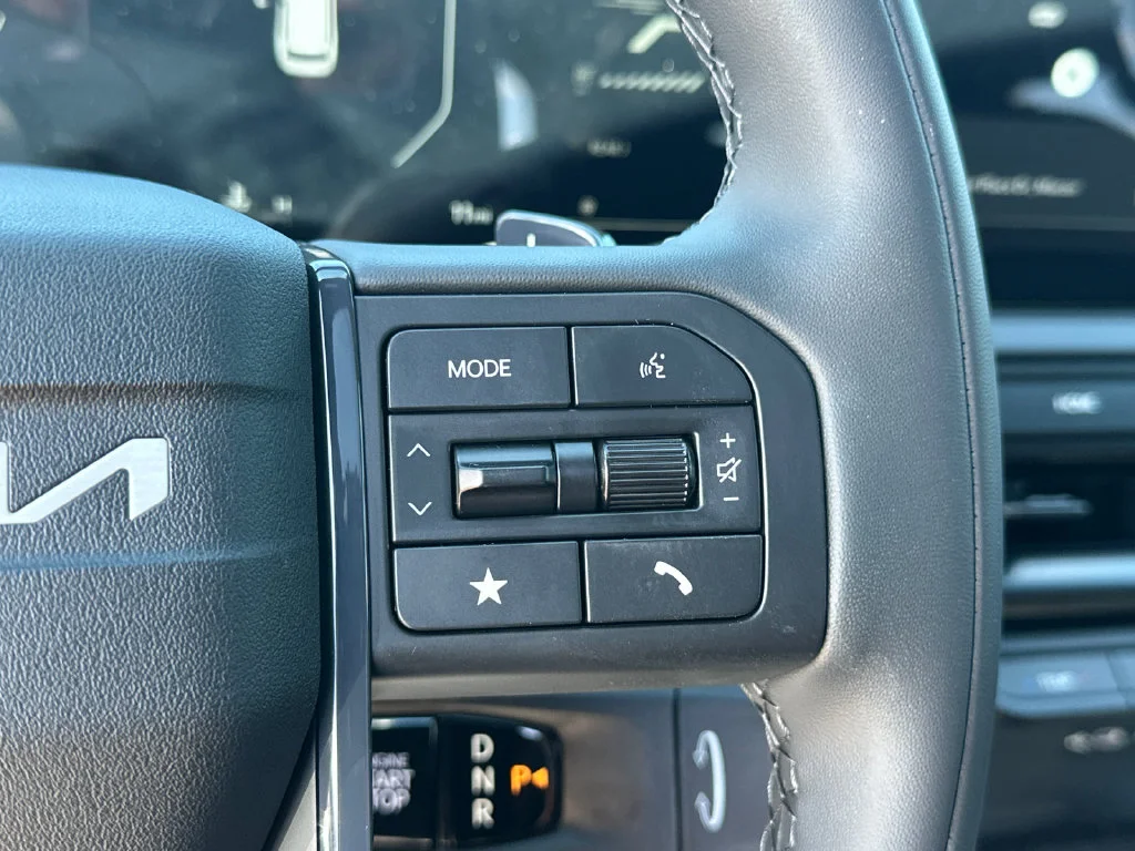 New 2027 Black Kia X-Pro SX image 26