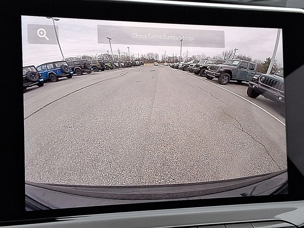 New 2026 Black Jeep Latitude image 14