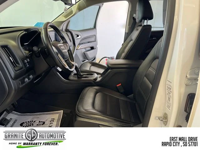 Used 2020 White GMC Denali image 17