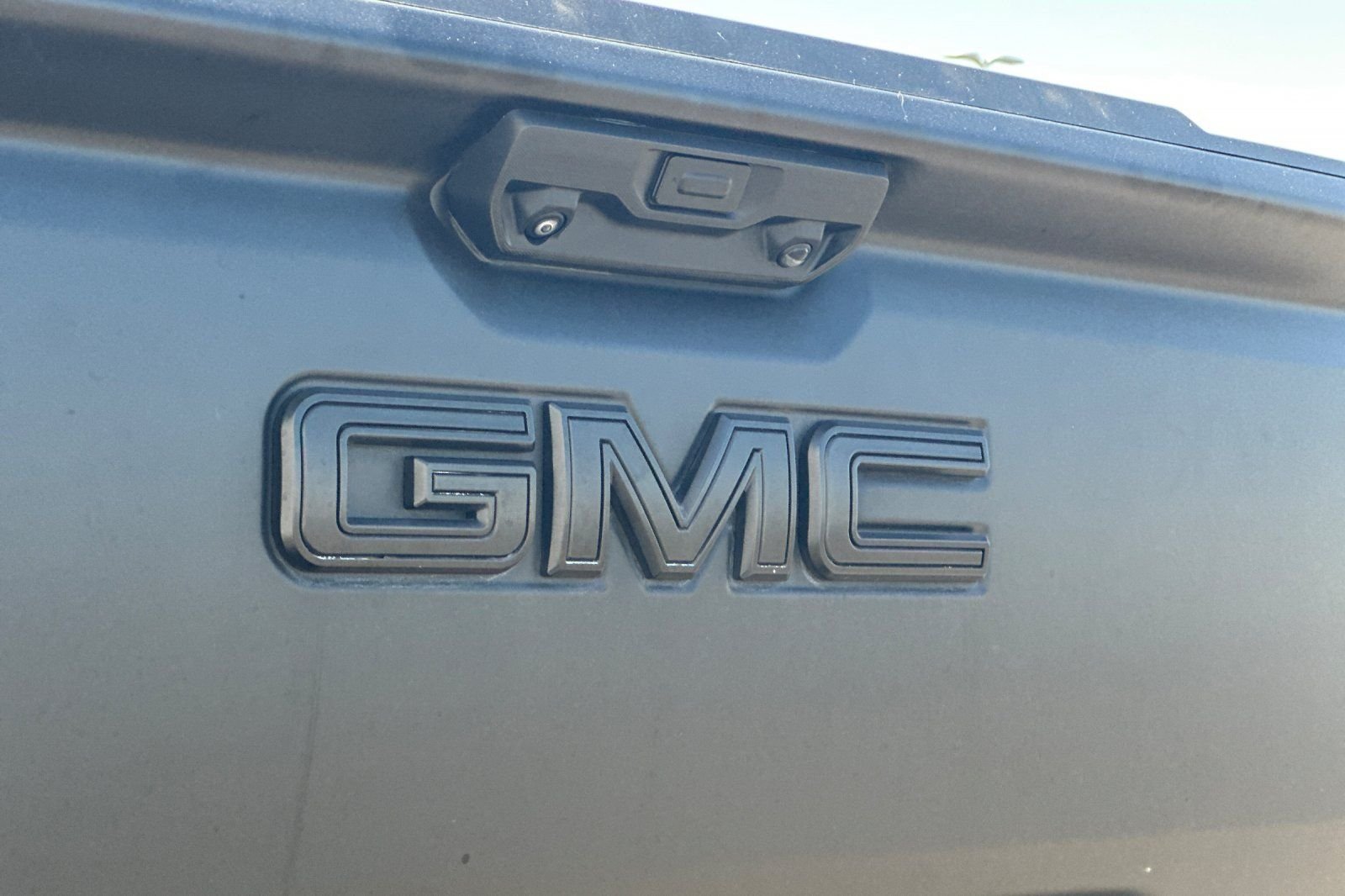 Used 2024 White GMC Pro image 29