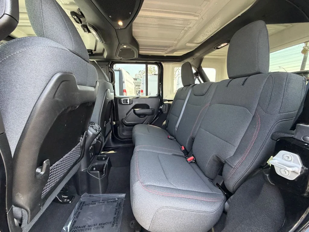 Certified Used 2025 Black Jeep Rubicon image 18