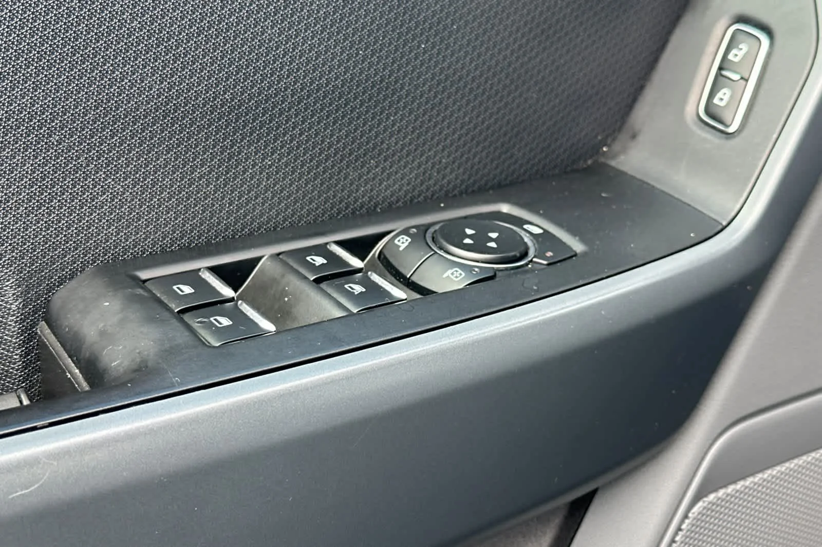 Used 2023 Iconic Silver Metallic Ford XLT image 13