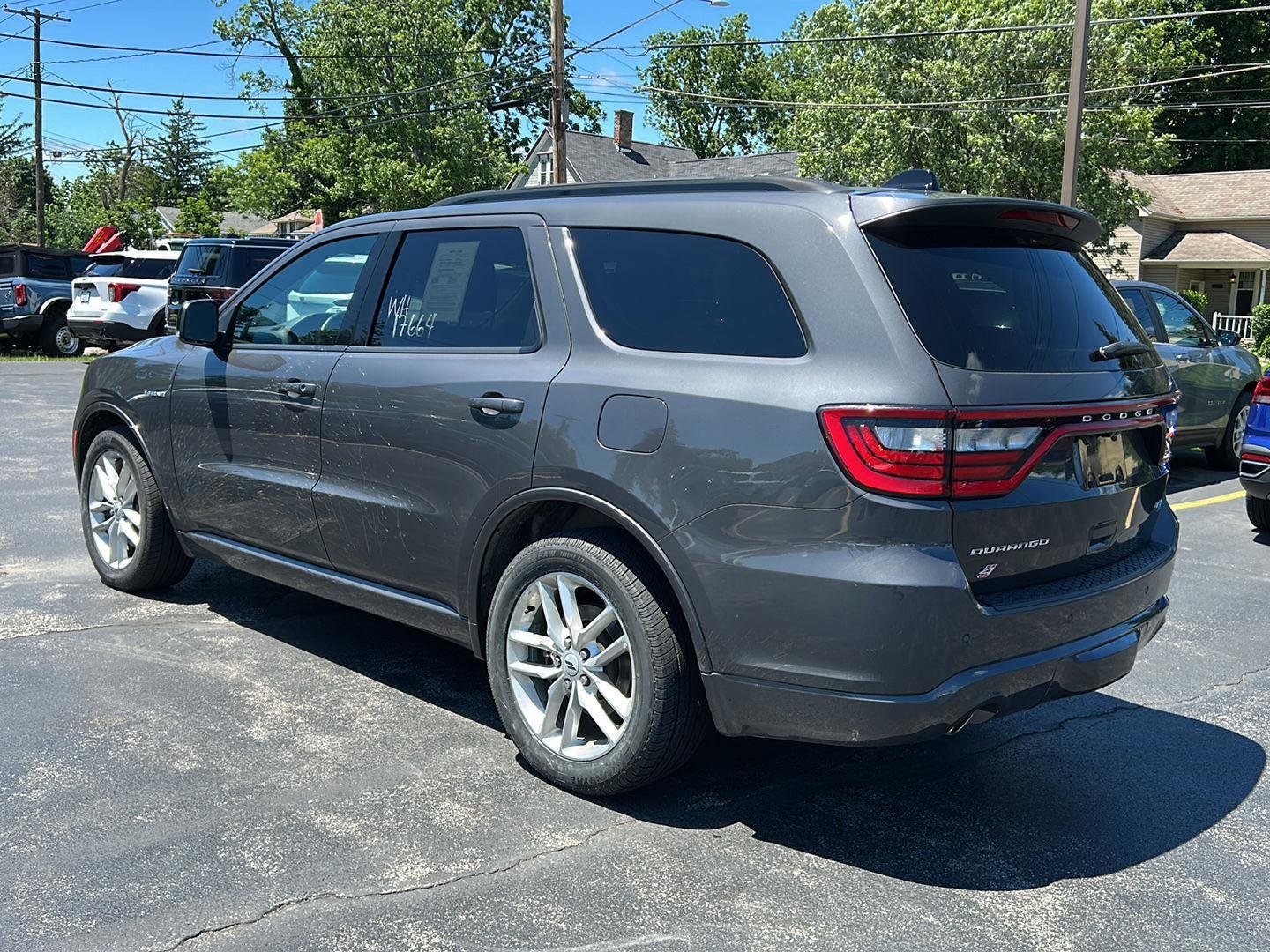 Used 2025 Vapour Grey Dodge R/T image 5