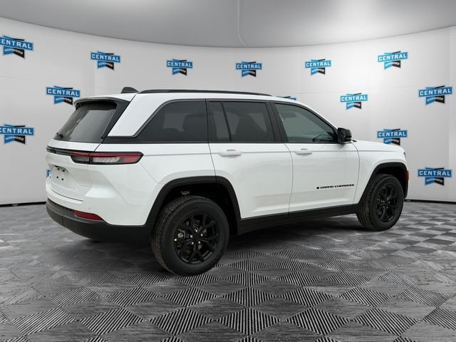 New 2026 Bright White Clear-Coat Exterior Paint Jeep Altitude image 5