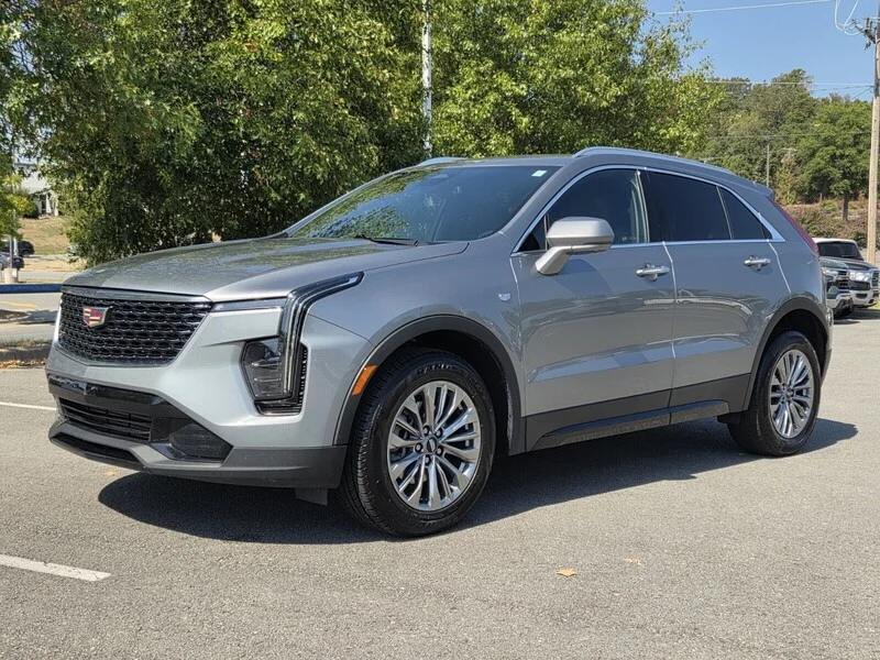 Used 2025 Silver Metallic CADILLAC PREMIUM LUXURY image 1