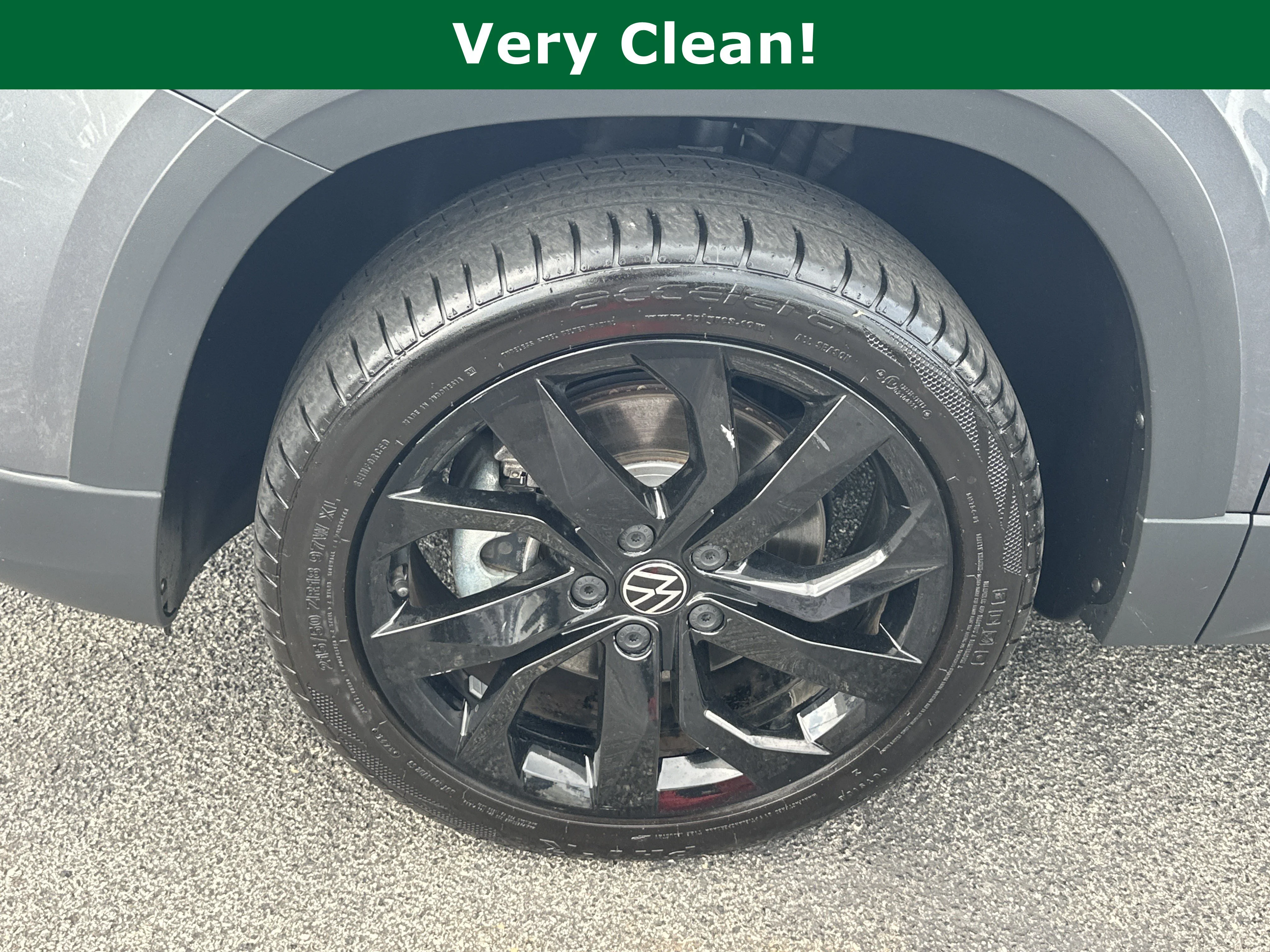 Used 2022 Platinum Gray Metallic Volkswagen SE image 11