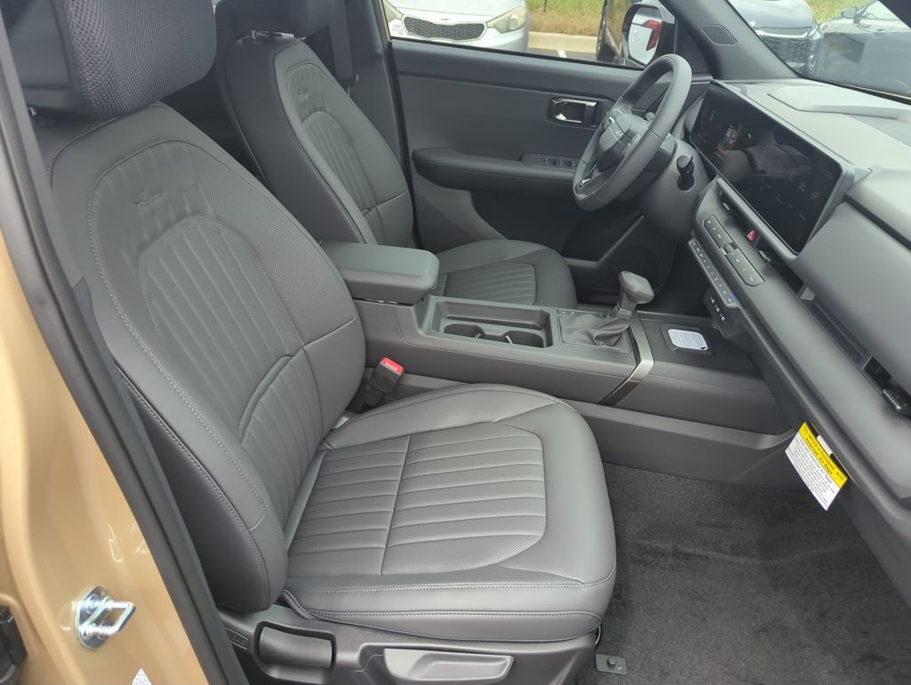 New 2027 Terrain Brown Kia X-Line S image 35