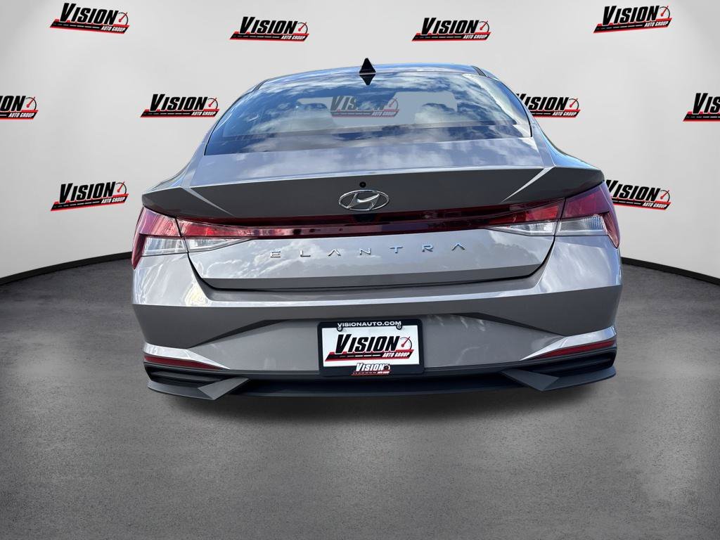 Certified Used 2023 Silver Hyundai SEL image 6