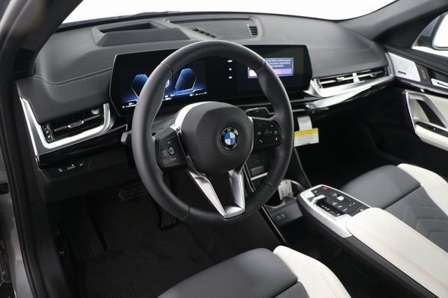 2025 BMW X2 28i - Photo 12