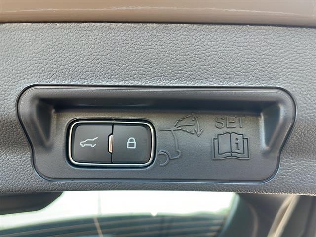 New 2026 Marsh Gray Ford Tremor® image 63