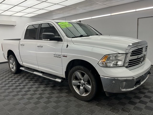 2017 Ram 1500 Big Horn photo 3