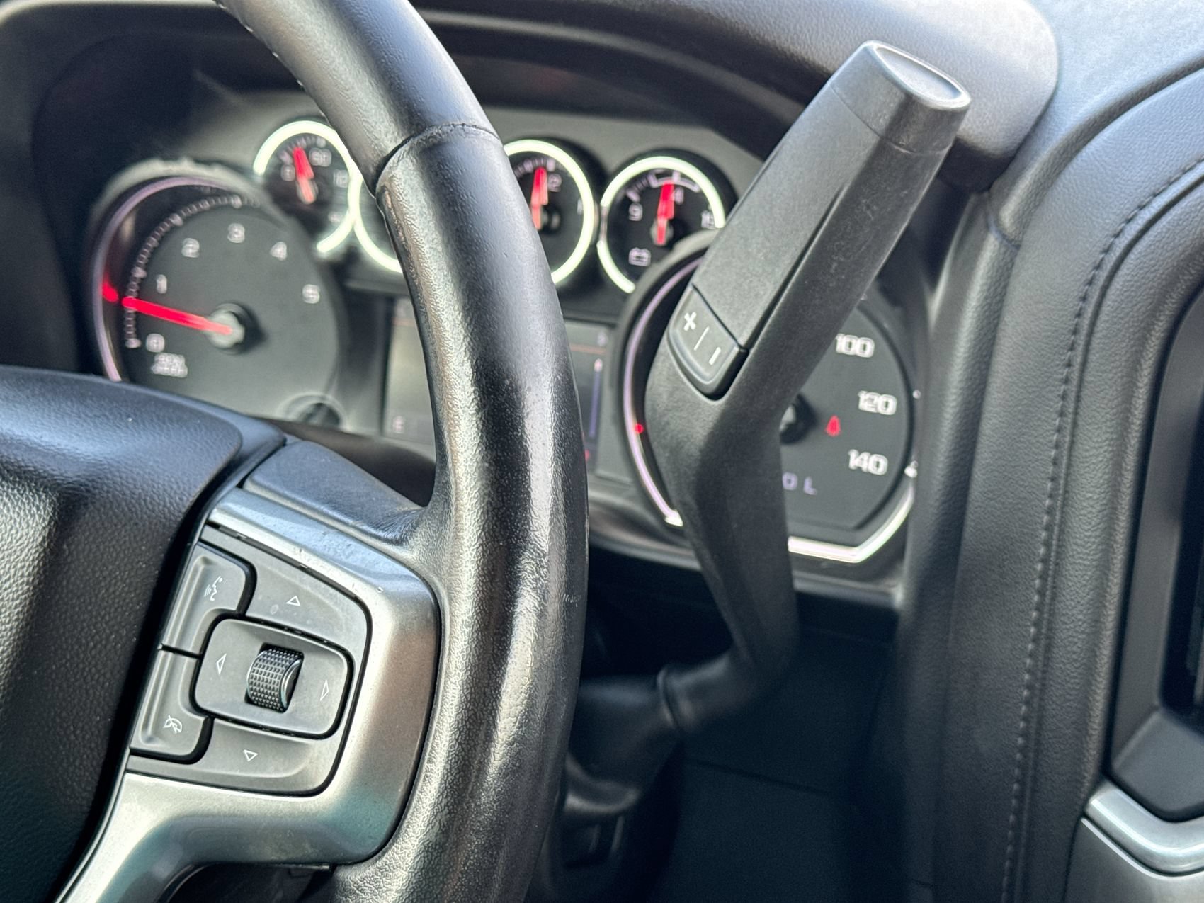 Used 2022 Summit White Chevrolet LT image 18