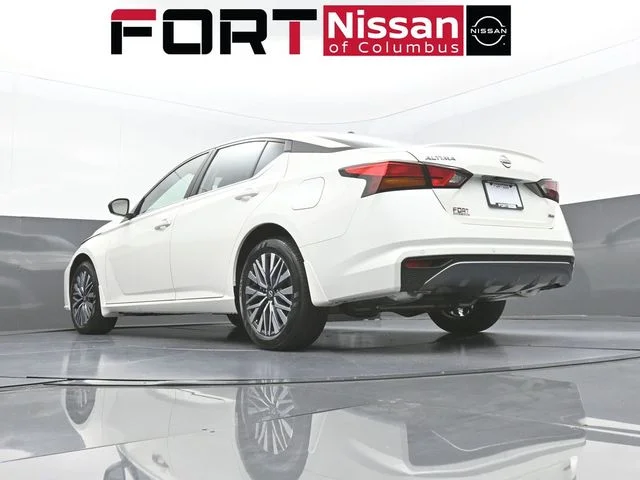 New 2026 Pearl White TriCoat Nissan SV image 30