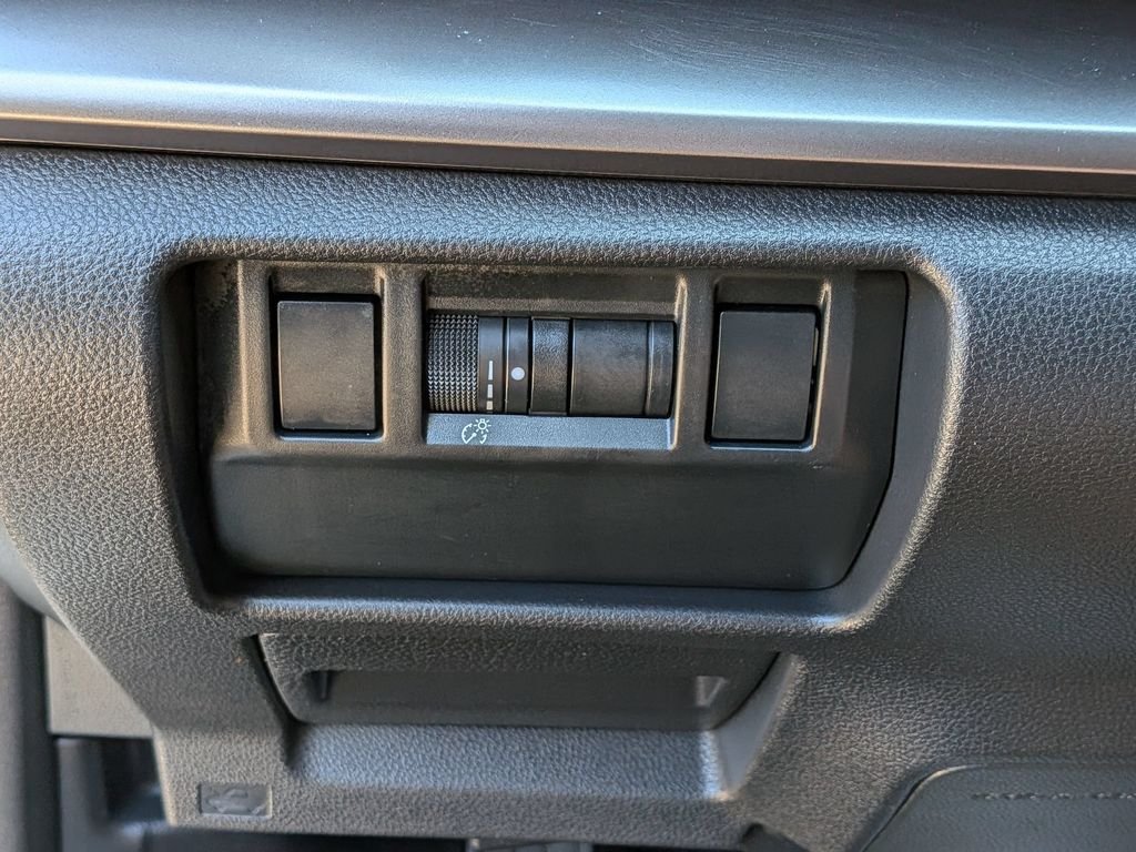 Used 2024 White Subaru Base image 14