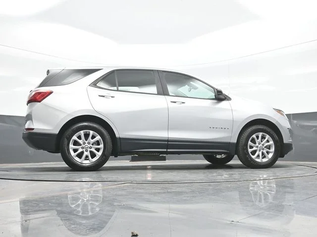 Used 2020 Silver Chevrolet LS image 25