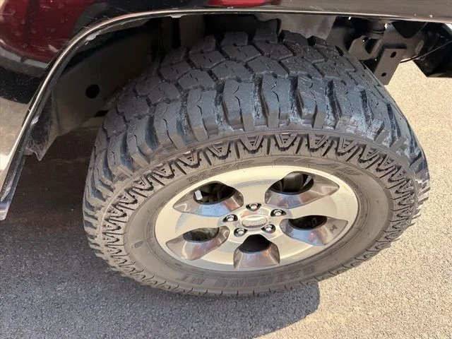 Used 2017 Black Jeep Unlimited Sahara image 8