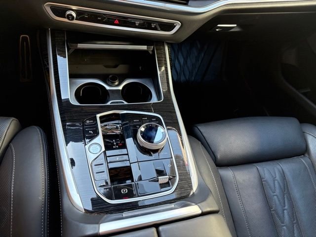 Used 2024 Gray Metallic BMW M60i image 18