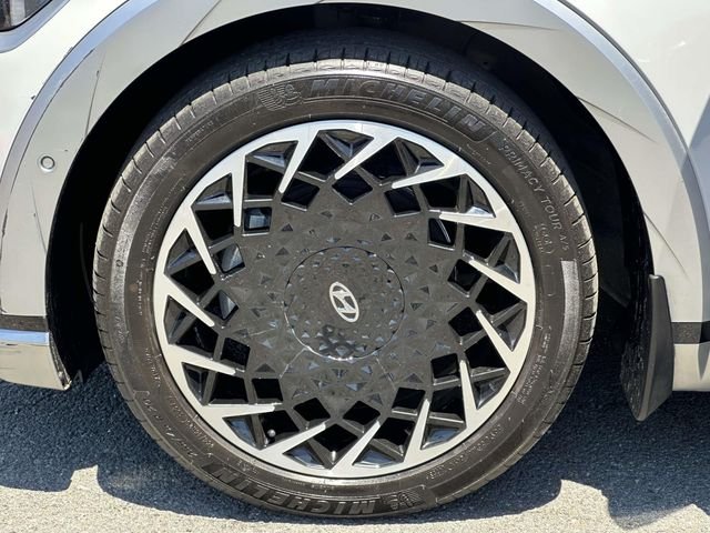 Certified Used 2023 Gray Hyundai Limited image 12