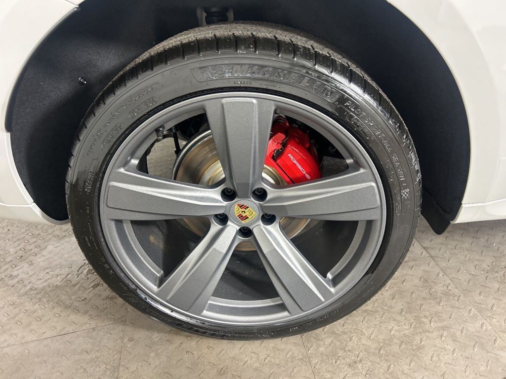 New 2026 Chalk Porsche S image 13