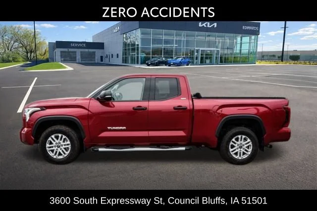 Used 2022 Red Toyota SR5 image 5