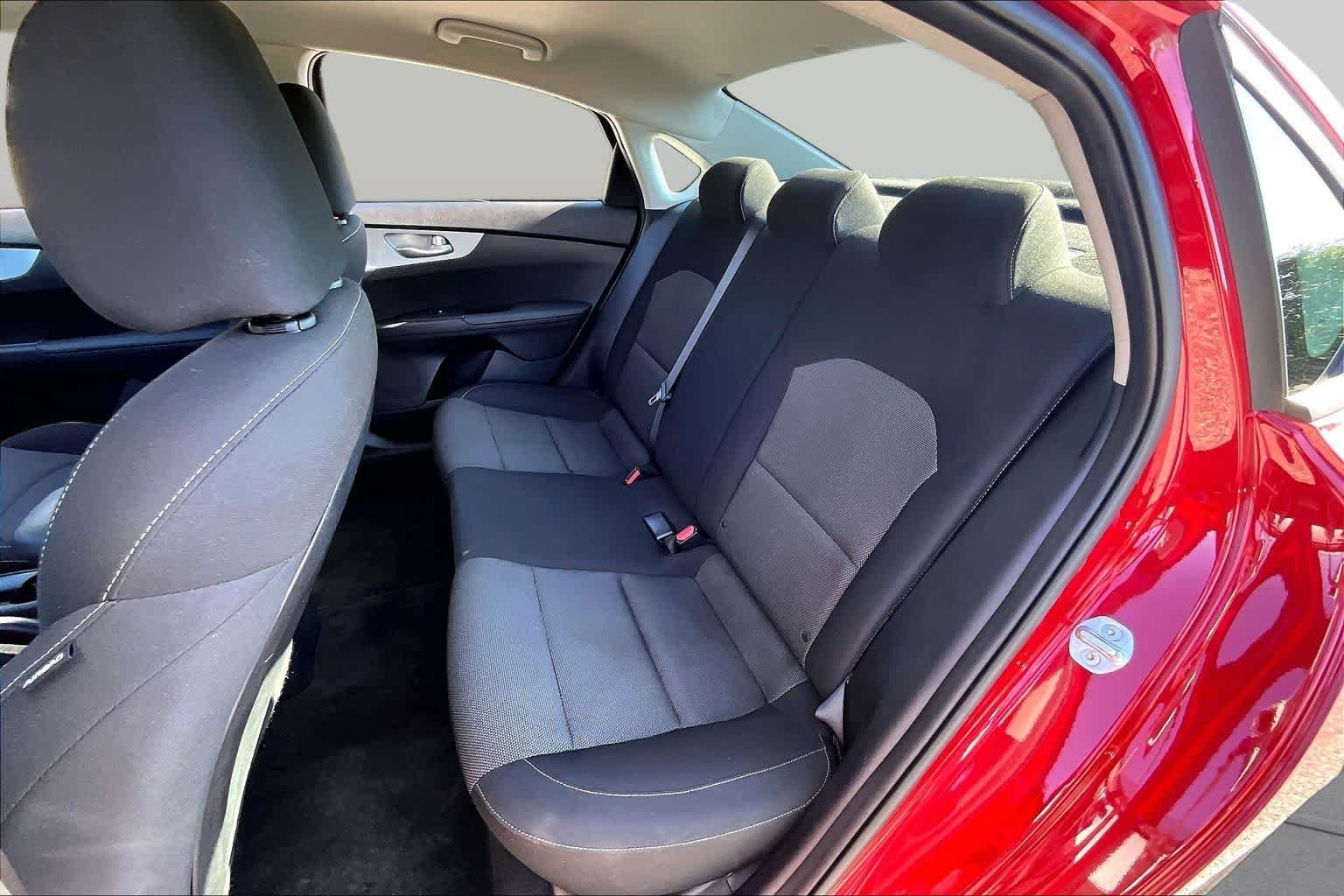 Used 2024 Currant Red Kia LXS image 19