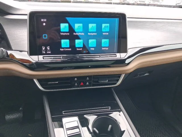 2026 Volkswagen Atlas Cross Sport SE w/Tech - Photo 19