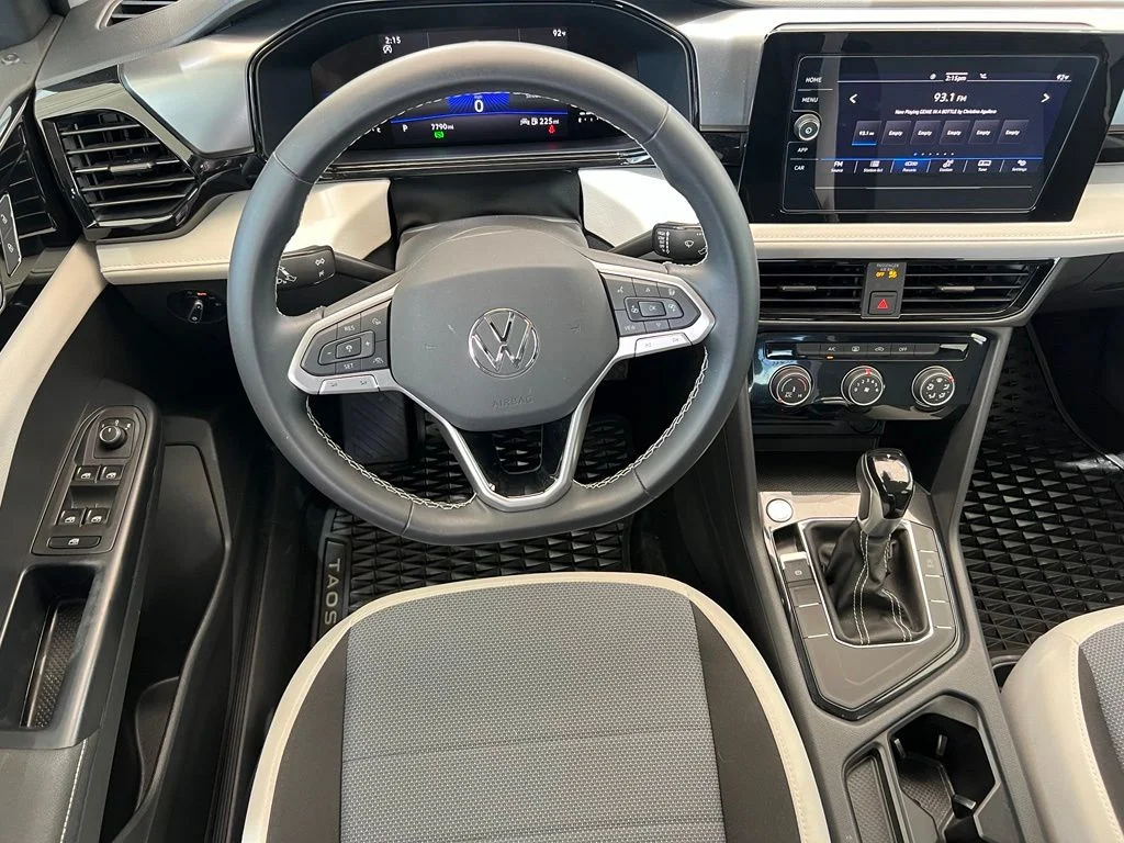 New 2025 Black Volkswagen 1.5T S image 14