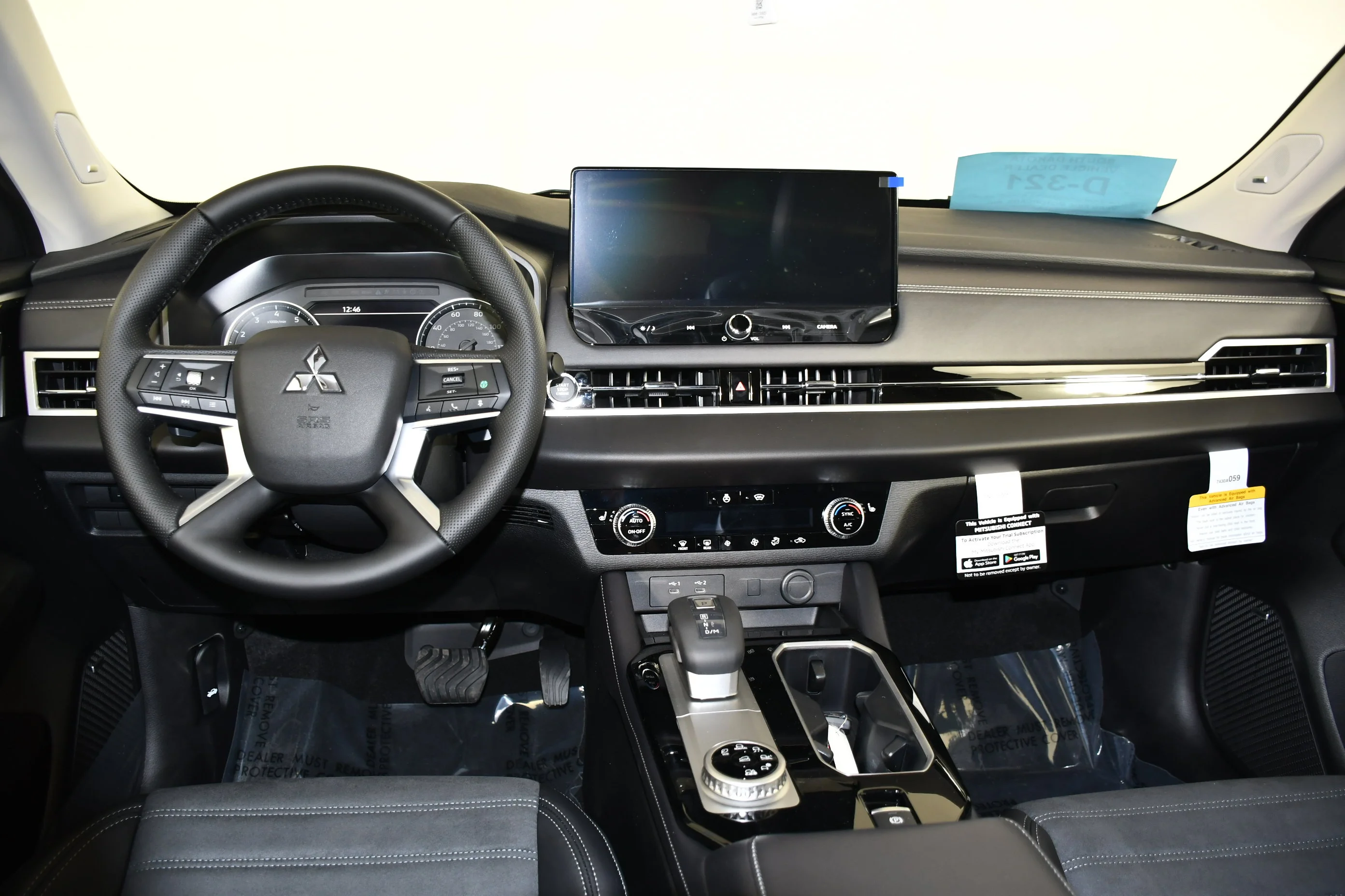 New 2026 White Diamond/Black Roof Mitsubishi Trail Edition image 11