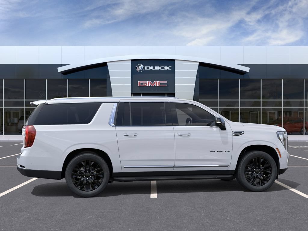 New 2026 Summit White GMC Elevation image 5