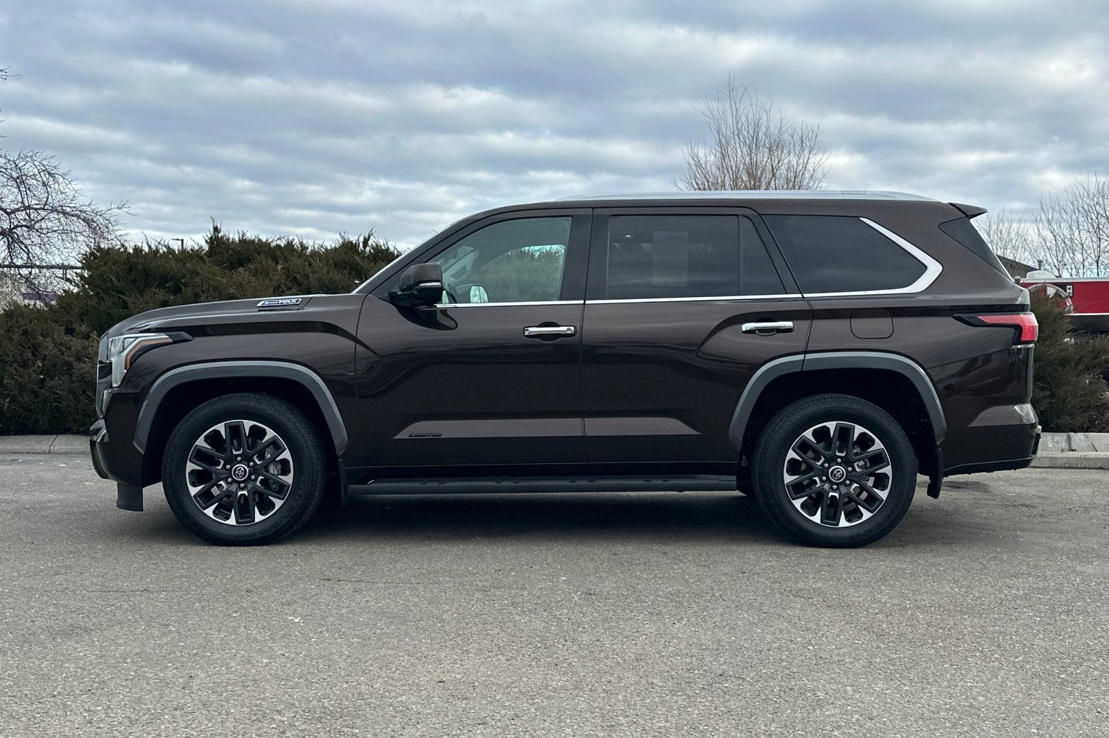 2024 Toyota Sequoia Limited - Photo 7