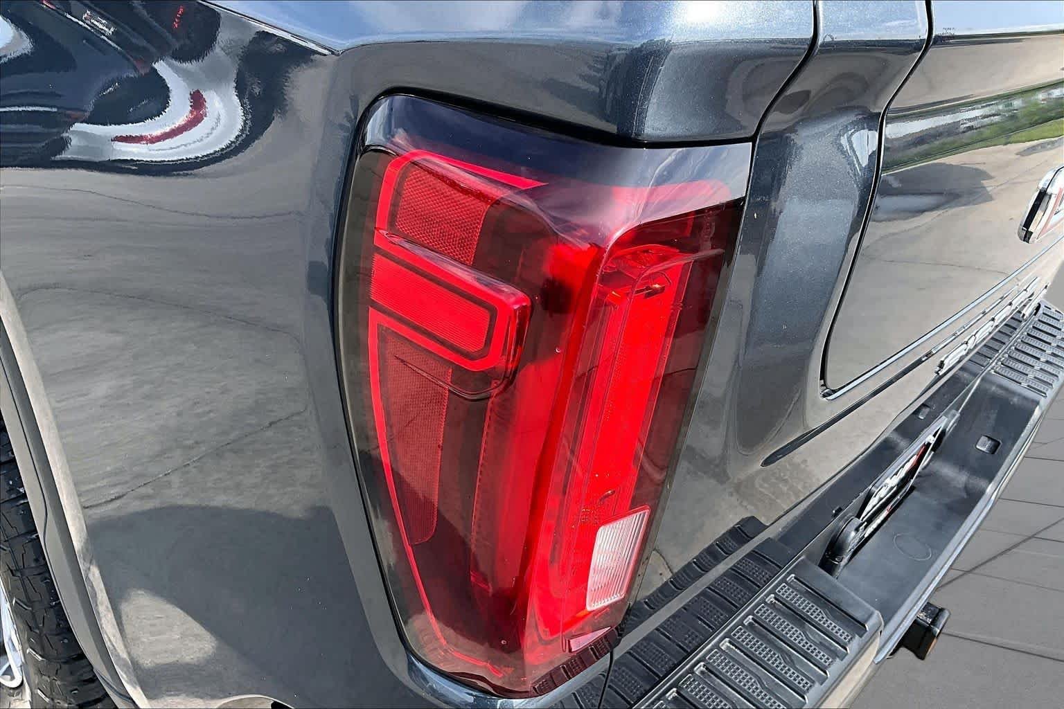Used 2021 DARK SKY METALLIC GMC AT4 image 22